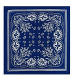 Foulard Carré 70*70 — Foulard Carré Soie Femme photo lifestyle
